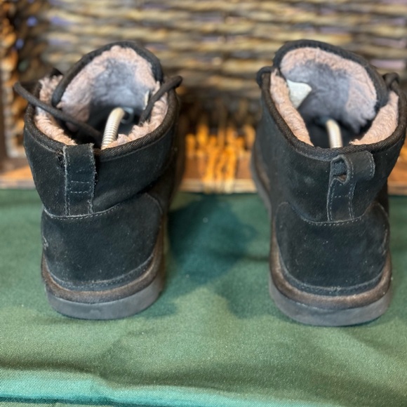 UGG Men's Neumel Boot size 11 - Picture 7 of 8